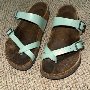 Birkenstock Mayari Sandal